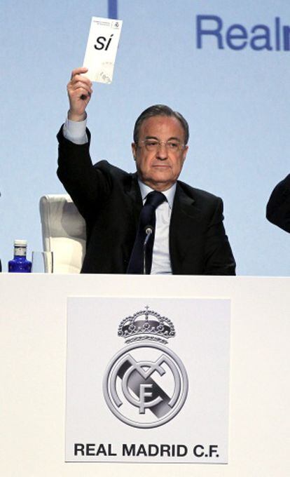 Florentino Pérez, durante la votación del presupuesto.