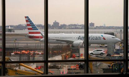Un Boeing 737 MAX en el aeropuerto de LaGuardia (Nueva York).