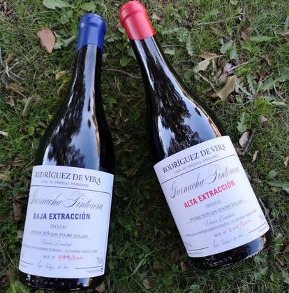 Dos botellas de edición limitada de la DO Almasa.