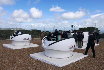 Expertos de empresas espaciales visitan el nuevo observatorio de basura espacial Deimos Sky Survey, en Puertollano (Ciudad Real), el pasado 11 de mayo). 