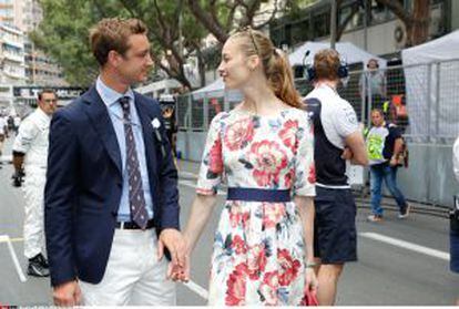 Pierre Casiraghi, hijo de Carolina de Mónaco, con su futura esposa Beatrice Borromeo en Montecarlo.