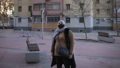 Bahija Ez Zyyany, la veïna que s'ha convertit en activista després de l'incendi del seu pis.