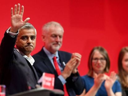 Khan y Corbyn en la conferencia anual del partido Laborista.
