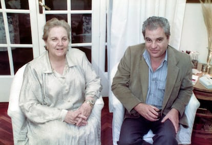 Carmen Balcells y Juan Marsé, en una foto cedida por la familia del escritor.