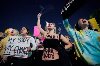 Roe v. Wade: El Supremo de Estados Unidos se dispone a derogar el derecho al aborto, según un borrador | Sociedad | EL PAÍS