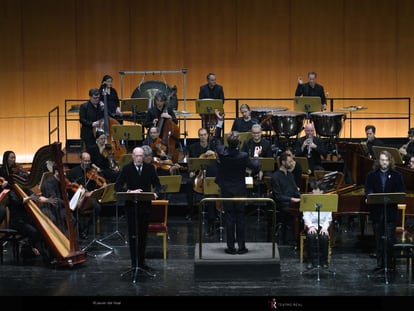 Benjamin Alard (clave) y la Mahler Chamber Orchestra, bajo la dirección de Pablo Heras-Casado.