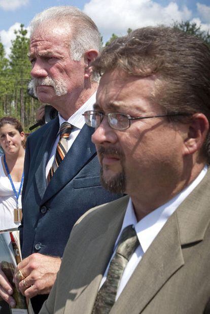 Terry Jones (izquierda) y Wayne Sapp, en Gainesville (Florida) en 2010.