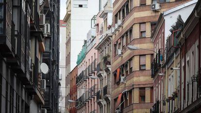 Edificios en la calle García de Paredes, en Chamberí. KIKE PARA
