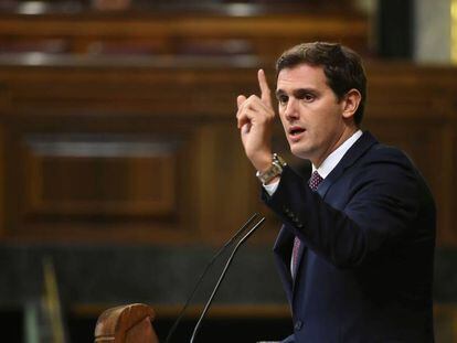 GRAF8297. MADRID, 30/10/2018.- El líder de Ciudadanos, Albert Rivera, durante su intervención en el pleno del Congreso de los Diputados, esta tarde en Madrid. EFE/ Fernando Villar