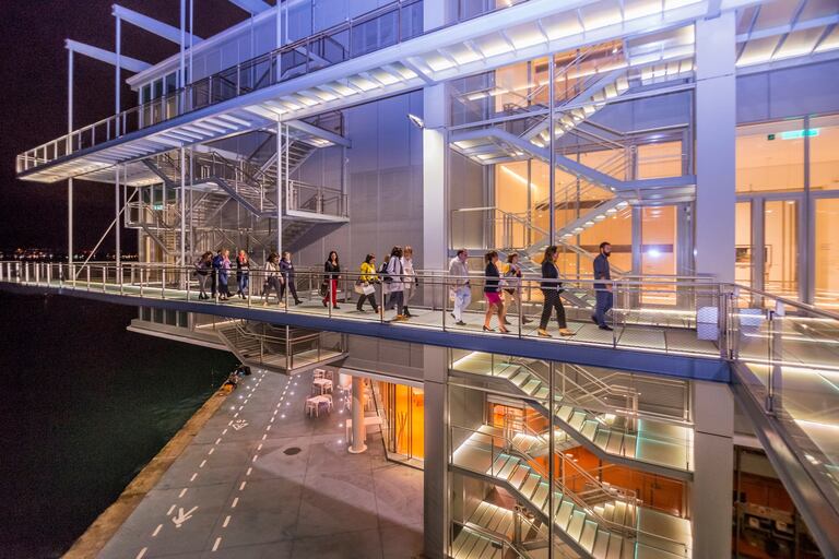 El Centro Botín durante una de las visitas guiadas nocturnas.