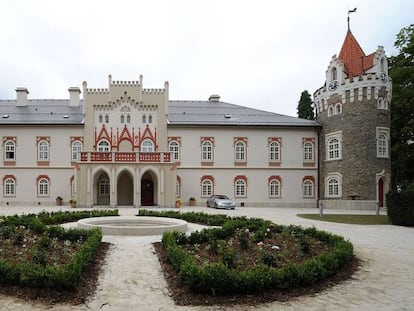 Vista del Chateau Herálec.