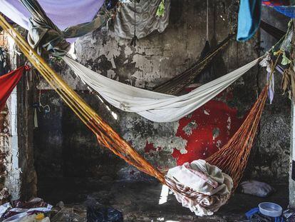 Calabozo convertido en celda para mujeres en el centro de detención de Valencia, Carabobo (Venezuela), en 2017.