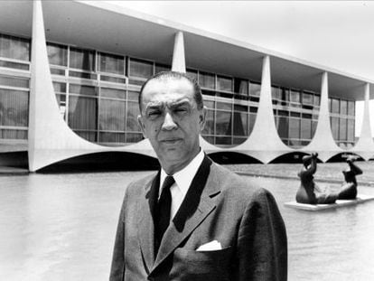 El presidente Juscelino Kubitschek en Brasilia. (AP Photo)