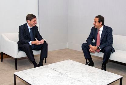 José Ignacio Goirigolzarri, futuro presidente de CaixaBank, junto a Gonzalo Gortázar, que será el consejero delegado.