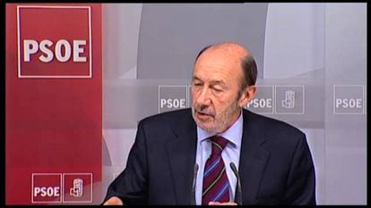 La dirección del PSOE aparca la fractura y rechaza pedir dimisiones