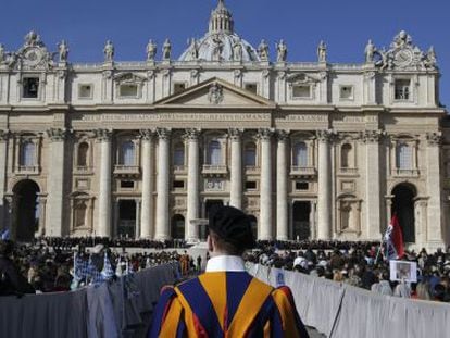 Misa en la plaza de San Pedro del Vaticano en 2013. 