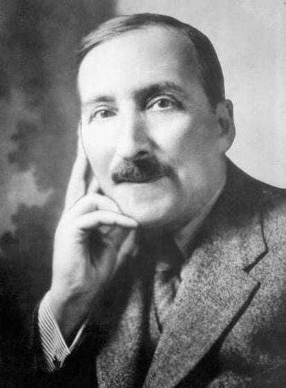 Stefan Zweig es va oblidar, significativament, els guants a can Freud.