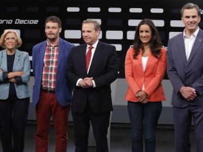 De izquierda a derecha: Aguirre, Carmena, Morcillo, carmona, Villacís y Ortega-Smith.