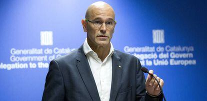 El consejero de Asuntos Exteriores de la Generalitat de Catalu&ntilde;a, Ra&uuml;l Romeva, durante la conferencia de prensa en Bruselas. 