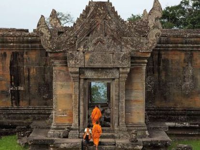 Monjes budistas en el templo de Preah Vihear, el 10 de noviembre.