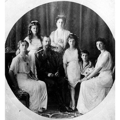 El zar Nicolás y su familia, asesinados en 1918.