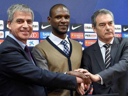 Mestre, Abidal y Segura, en la presentación del secretario técnico.