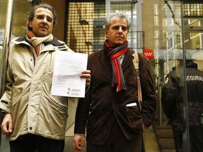 El portavoz de los m&eacute;dicos de familia, Paulino Cubero, a la izquierda, en una foto de archivo.  