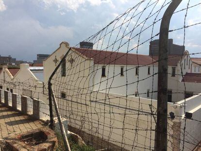 Constitution Hill, la antigua c&aacute;rcel donde estuvo preso Nelson Mandela en Johannesburgo