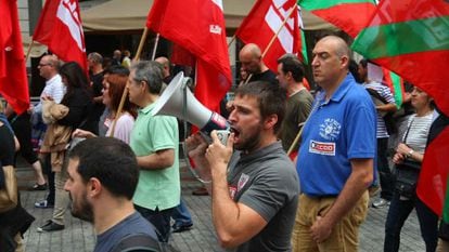 Manifestación en Bilbao en defensa de la renovación de los convenios.