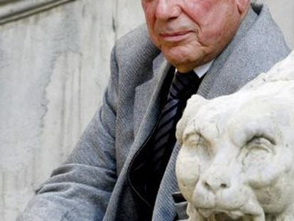 El premio Nobel de Literatura Mario Vargas Llosa, fotografiado en Madrid.