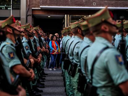 Varios soldados desfilaban en Madrid el 12 de octubre de 2022.