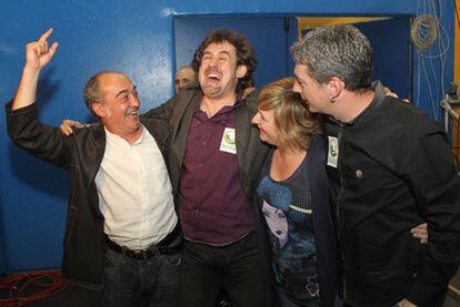 Martín Garitano, Peio Urizar, Ikerne Badiola y Óscar Matute, en la noche electoral.