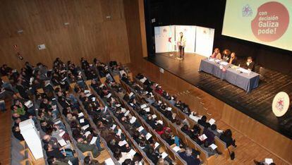 Encuentro de cargos institucionales y org&aacute;nicos del BNG en el auditorio municipal de Rianxo.