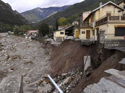 Daños causados en Roquebilliere (Francia).