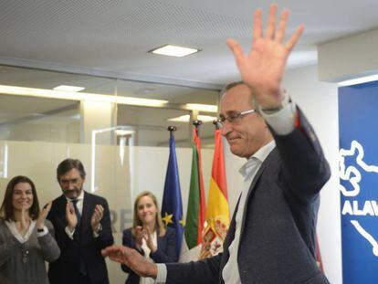 Alfonso Alonso, durante la roda de premsa on va anunciar la seva dimissió com a president del PP basc.