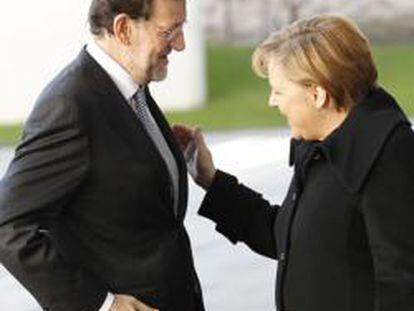 El presidente del Gobierno, Mariano Rajoy, a su llegada a la reunión con Angela Merkel