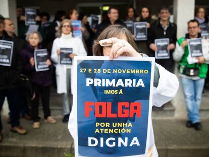 Concentración de protesta este miércoles en el centro de salud de Neda, en el área sanitaria de Ferrol.