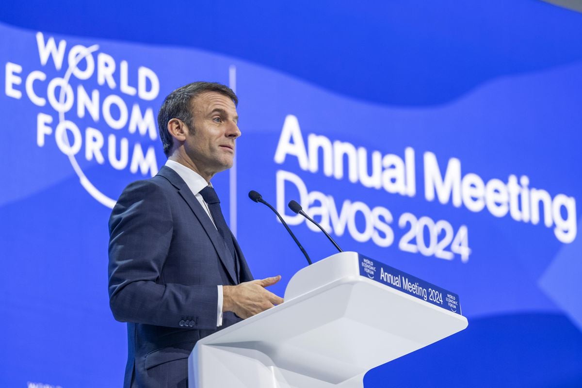 Macron advocates a large European investment program and points to a new issuance of Eurobonds
