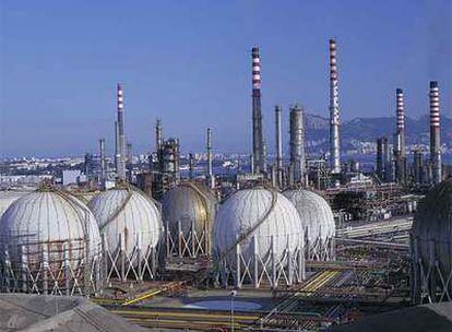 Cepsa va a destinar fuertes inversiones a la modernización de su refinería de San Roque-Gibraltar.
