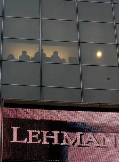 Fachada de la sede de Lehman Brothers en Nueva York.