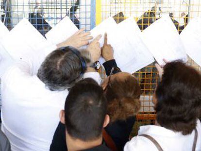 Crónica de una mañana electoral en tres barrios de diferente signo en Madrid
