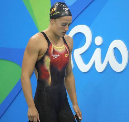 La nadadora española Mireia Belmonte tras la competir en los 200 metros libres femeninos.