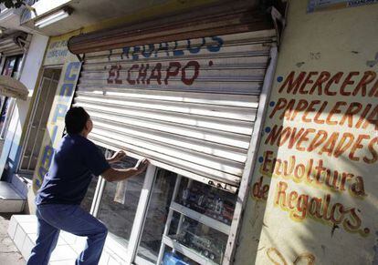 Una tienda en Culiac&aacute;n utiliza el nombre del narcotraficante