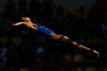 Pandelela Rinong Pamg (Malasia) compite en la semifinal de plataforma salto 10 m.