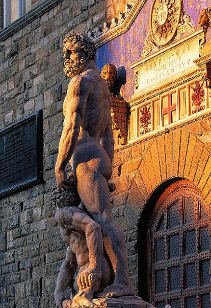 La Piazza della Signoria (en la fotografía, escultura de Hércules y Caco) fue el escenario de la ejecución de Savonarola.