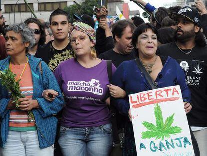 Una manifestaci&oacute;n a favor de legalizar la marihuana en S&atilde;o Paulo, Brasil, el pasado 26 de abril