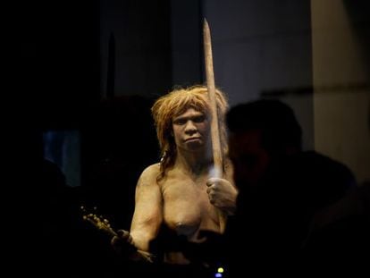 Reconstrucción de una mujer neandertal en el Museo Arqueológico.