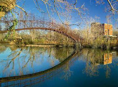 Puente peatonal (Austin), de Miró y Rivera.