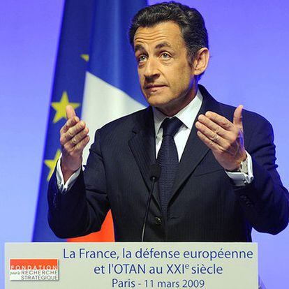El presidente francés, Nicolas Sarkozy, explica el por qué de retornar a la estructura militar integrada de la Alianza Atlántica