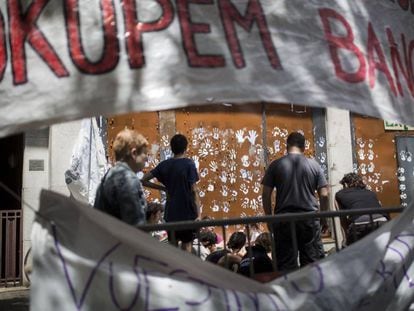 Activistas del Banco Expropiado.